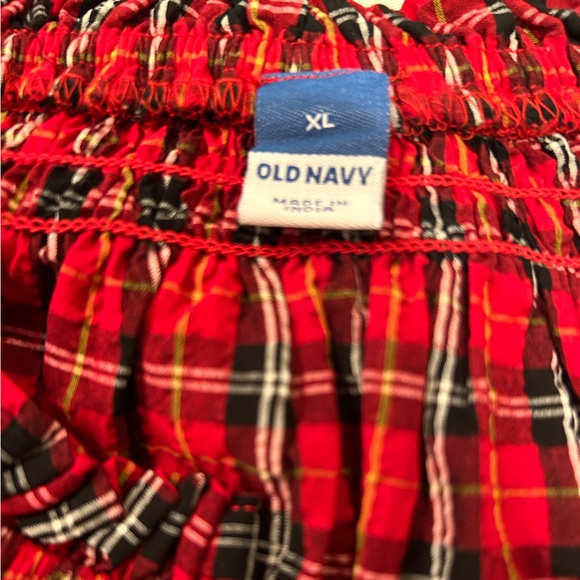 Adorable and perfect for the holidays!!! Great Condition and super Flattering 🎄 - Picture 3 of 5